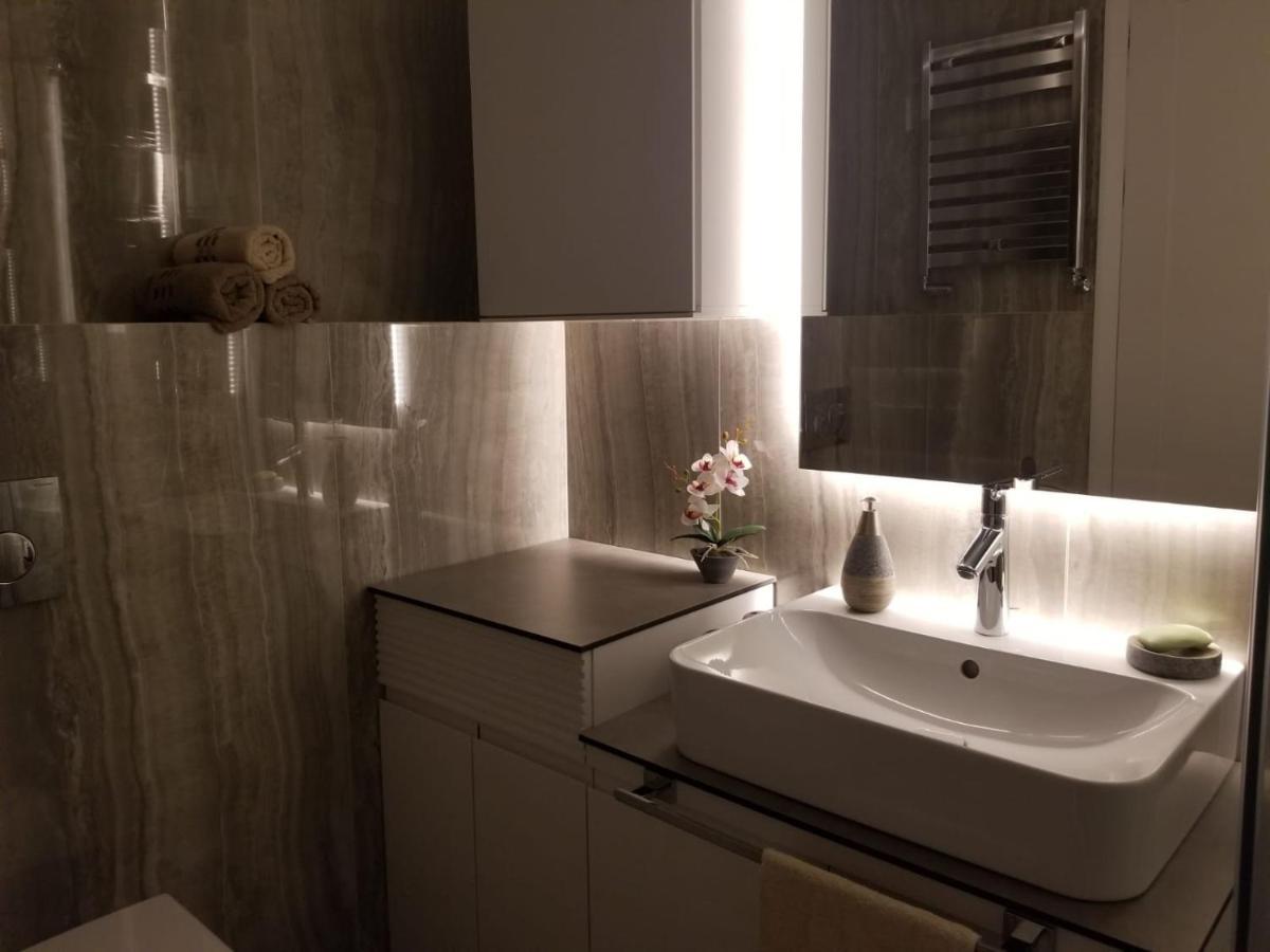 Azura Residence - New Luxury Apartment Belgrad Zewnętrze zdjęcie